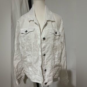 Jones New York White Button-Up Linen Jacket